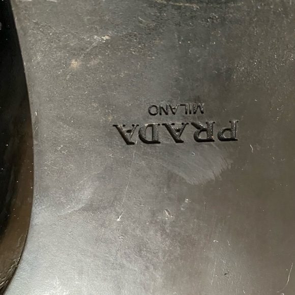 PRADA LOAFERS GUNMETAL BUCKLE BLACK PRADA PLATE SIZE 10 VERY GOOD CONDITION - Picture 6 of 10